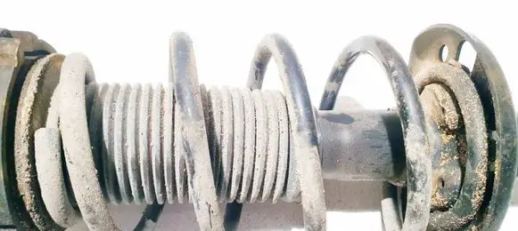 Volkswagen Polo IV 9N3 Front coil spring
