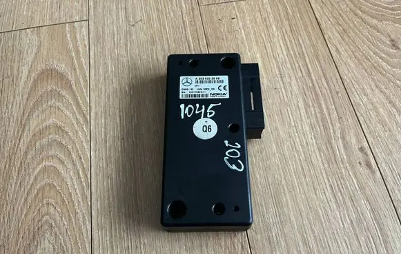 Mercedes-Benz CLK A209 C209 Phone control unit/module A2038202585 HWME208 13017620