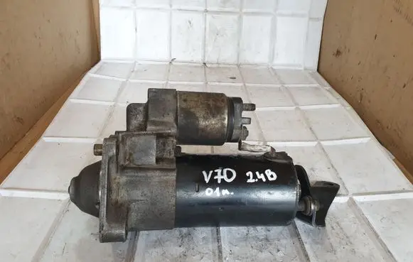 Volvo V70 Starter motor 0001108166