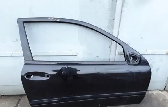 Mercedes-Benz C W203 Door (2 Door Coupe) 