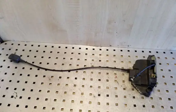 Renault Megane II Front door lock 027781