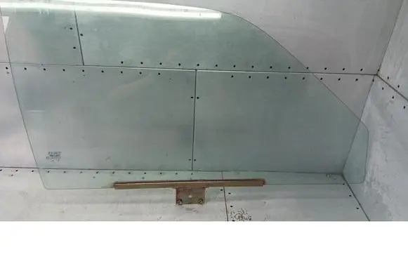 Fiat Seicento/600 Front door window glass four-door 128775