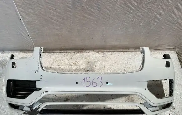 Volvo XC90 Front bumper 31353362