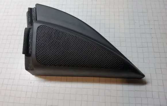 Toyota Avensis T250 Front door speaker cover trim 6749105060D