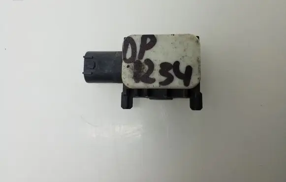 Mercedes-Benz S W221 Airbag deployment crash/impact sensor A0038202926