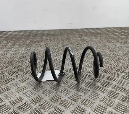 Mercedes-Benz CLA C118 X118 Rear coil spring A2473241800