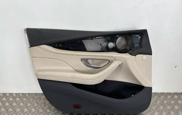 Mercedes-Benz CLS C257 Front door card panel trim