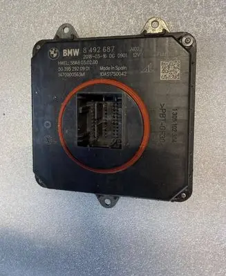 BMW X5 G05 LED ballast control module 8492687