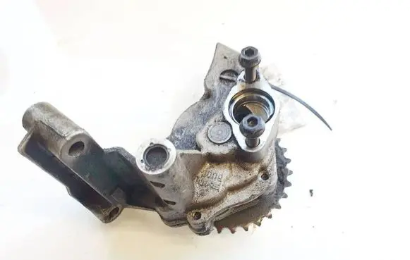 Audi A3 S3 8L Oil pump 06a115105b