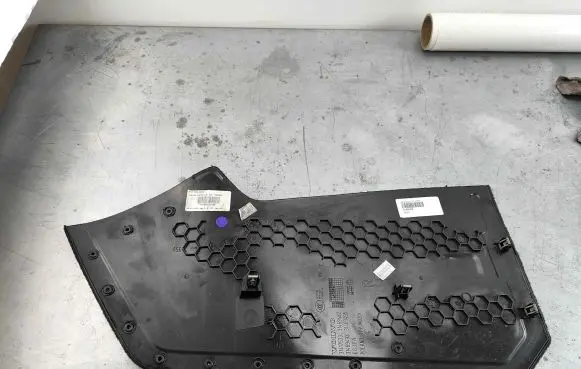 Other center console (tunnel) element