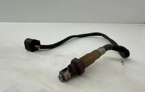 BMW 5 F10 F11 Lambda probe sensor 7576673