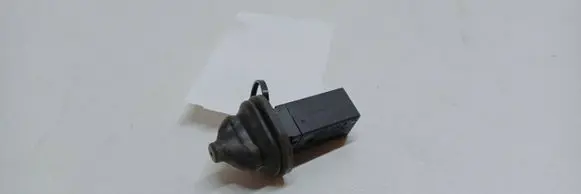 BMW 3 E90 E91 Fuel tank opening switch 82289392