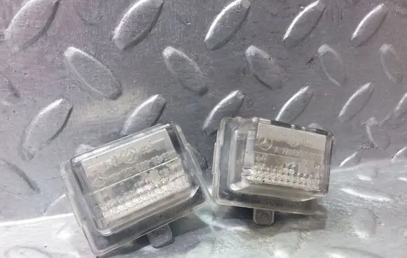 Mercedes-Benz S W221 Number plate light A2218200356 2218200356