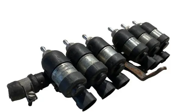 Subaru Legacy LP gas injectors set 67R016379 110R006380