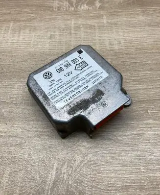 Volkswagen Polo III 6N 6N2 6NF Airbag control unit/module 6N0909603E 5WK4137E