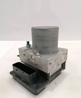 BMW X1 E84 ABS Pump 6860214 6860215