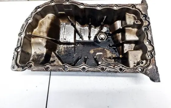 Oil sump