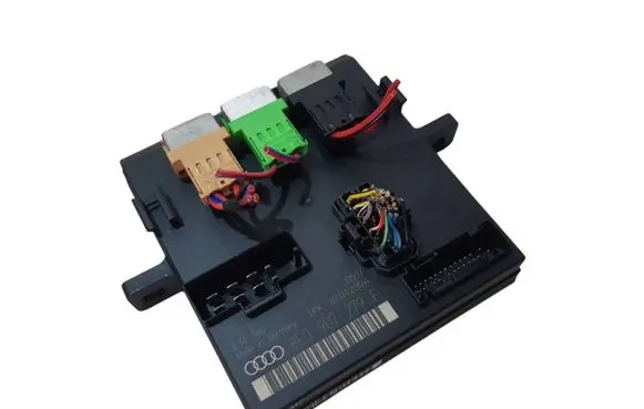 Audi A4 S4 B6 8E 8H Comfort/convenience module 8E0907279E