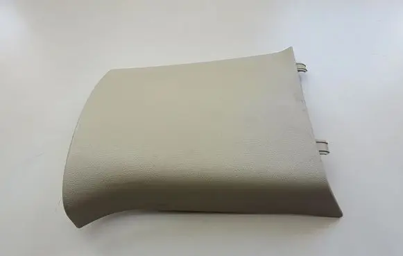 (D)pillar trim (top)