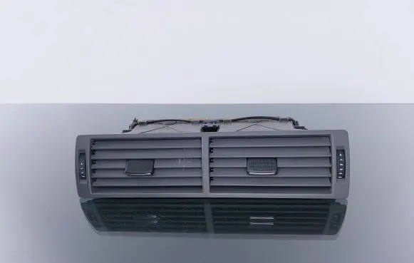 Audi A4 S4 B7 8E 8H Dash center air vent grill 8E0820951H