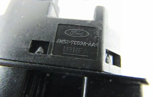 Clutch pedal sensor