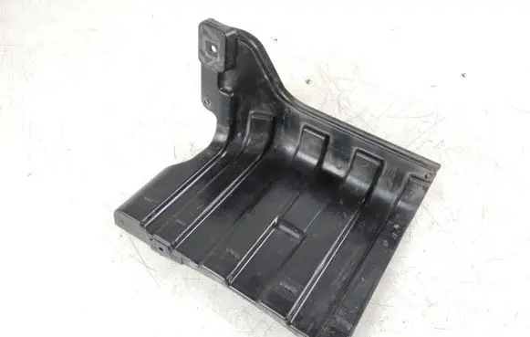 Engine splash shield/under tray