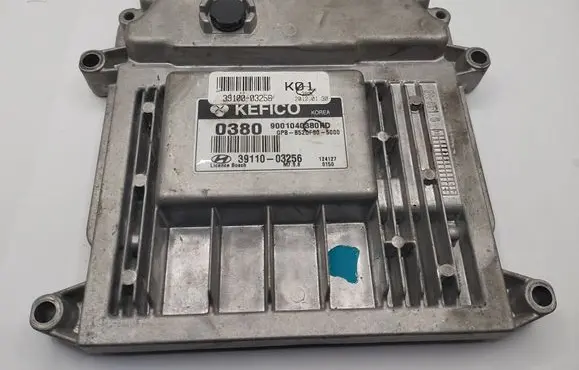 Hyundai i20 (PB PBT) Engine control unit/module 3910003256 9001040380KD 3911003256