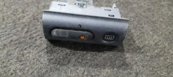 Windscreen/window heater switch