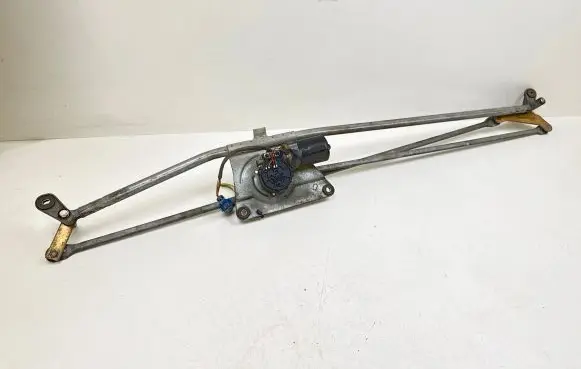 Citroen Xsara Picasso Front wiper linkage and motor 3397020572