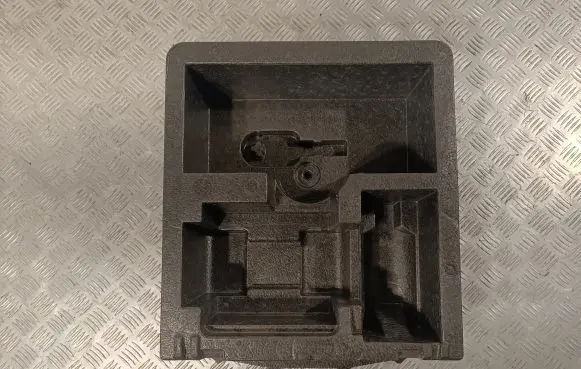 Toyota Auris 150 Tool box 6477702130