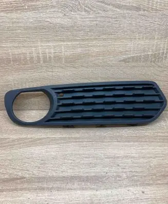 BMW 1 F20 F21 Front fog light trim/grill 7245870 10833610 RIGHTSIDE