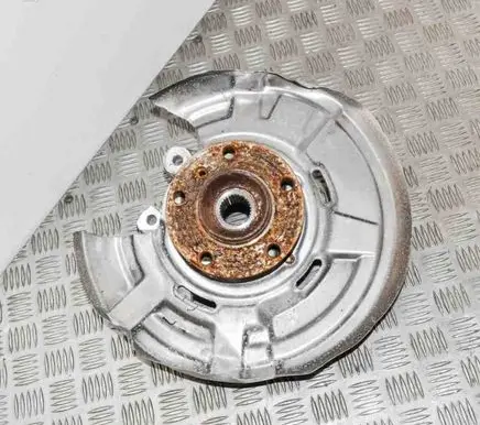 BMW 5 F10 F11 Rear wheel hub 6793770