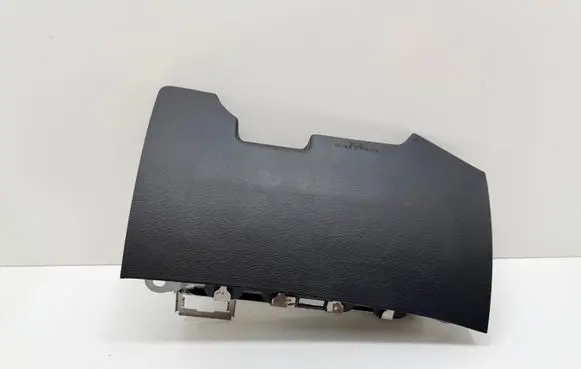 Toyota Avensis T270 Knee airbag 7390005030