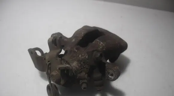 Opel Astra H Rear brake caliper