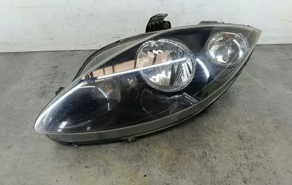 Seat Altea Headlight/headlamp 