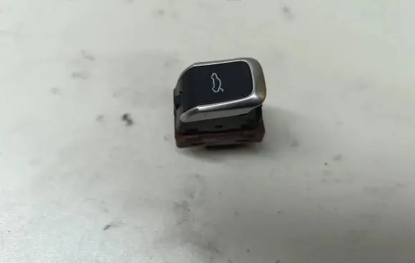 Audi Q5 SQ5 Other switches/knobs/shifts 8K0959831B 136302S