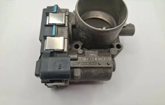 Skoda Fabia Mk3 (NJ) Throttle valve 03F133062B
