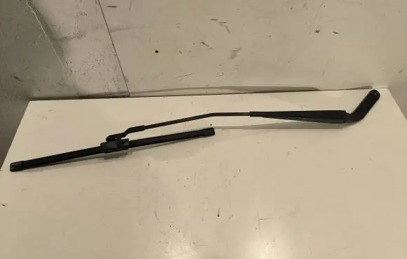 BMW X5 E70 Front wiper blade arm 178535 E00507