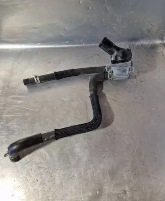 Toyota Avensis T270 Thermostat/thermostat housing