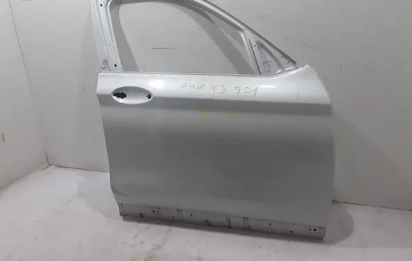BMW X3 G01 Front door 7465528