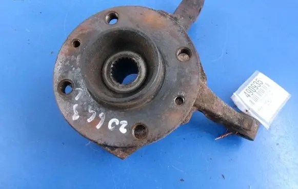 Renault Kangoo I Front wheel hub spindle knuckle