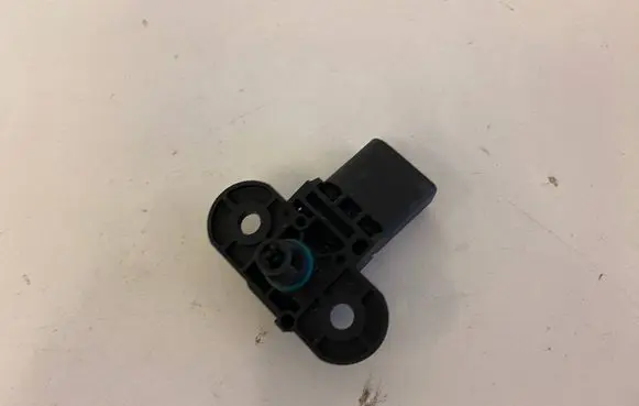 Volkswagen Golf VI Air pressure sensor 0261230235 03C906051F