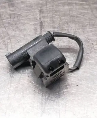 Mercedes-Benz C W203 Windshield washer spray nozzle 