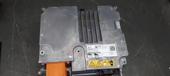 Mercedes-Benz 200 300 W123 Battery control module A0009009935