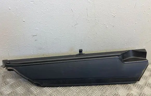 Mercedes-Benz C W204 Parcel shelf load cover mount bracket A2046903625