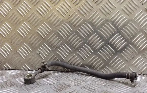 Nissan X-Trail T30 Engine coolant pipe/hose