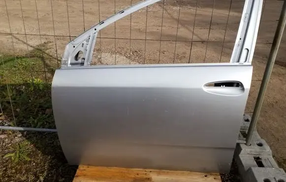 Fiat Croma Front door