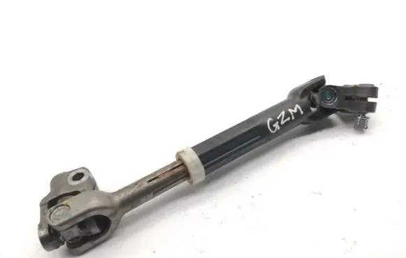 Hyundai i30 Steering column universal joint 