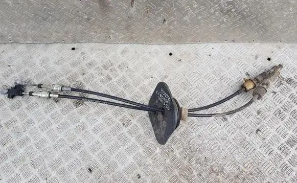 Gear shift cable linkage
