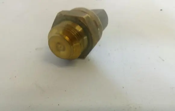Audi A4 S4 B8 8K Air conditioning (A/C) pressure sensor 191959481C